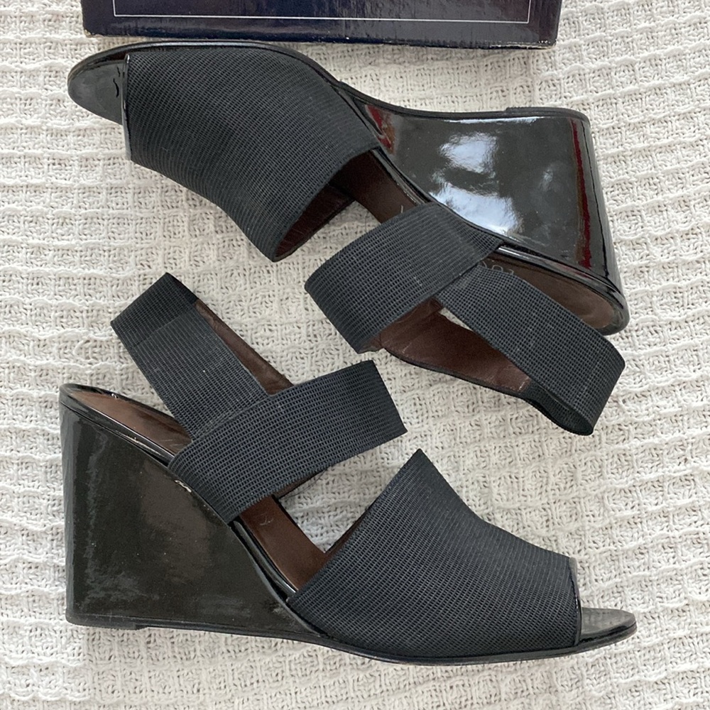 Vintage Luc Berjen Wedge Sandal in Black Patent - Size 7M - Picture 3 of 6
